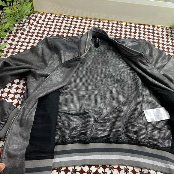 Marc Cain Bomber Jacket - Picture 7 of 13